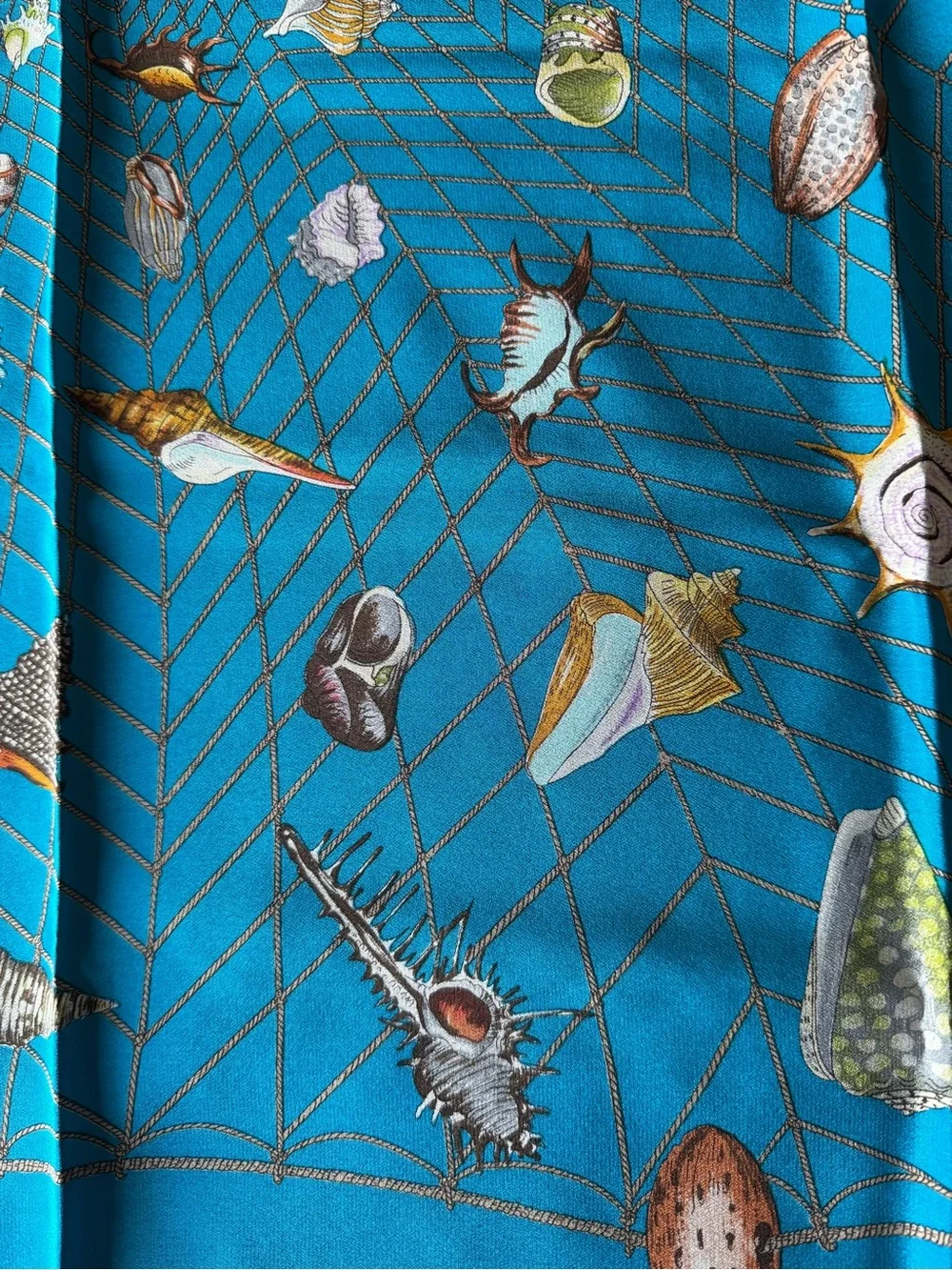 NWOT Vintage Gucci Conchiglie Marine Seashell Scarf 34” Turquoise w/ Original Bo